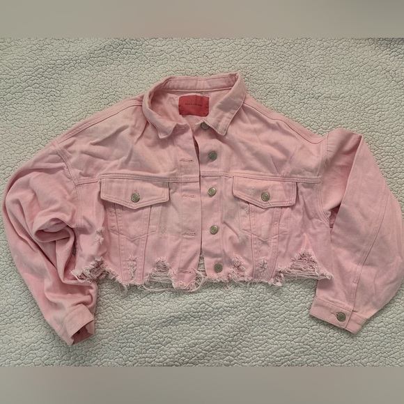 Light Pink distressed cropped denim jacket - Picture 1 of 3